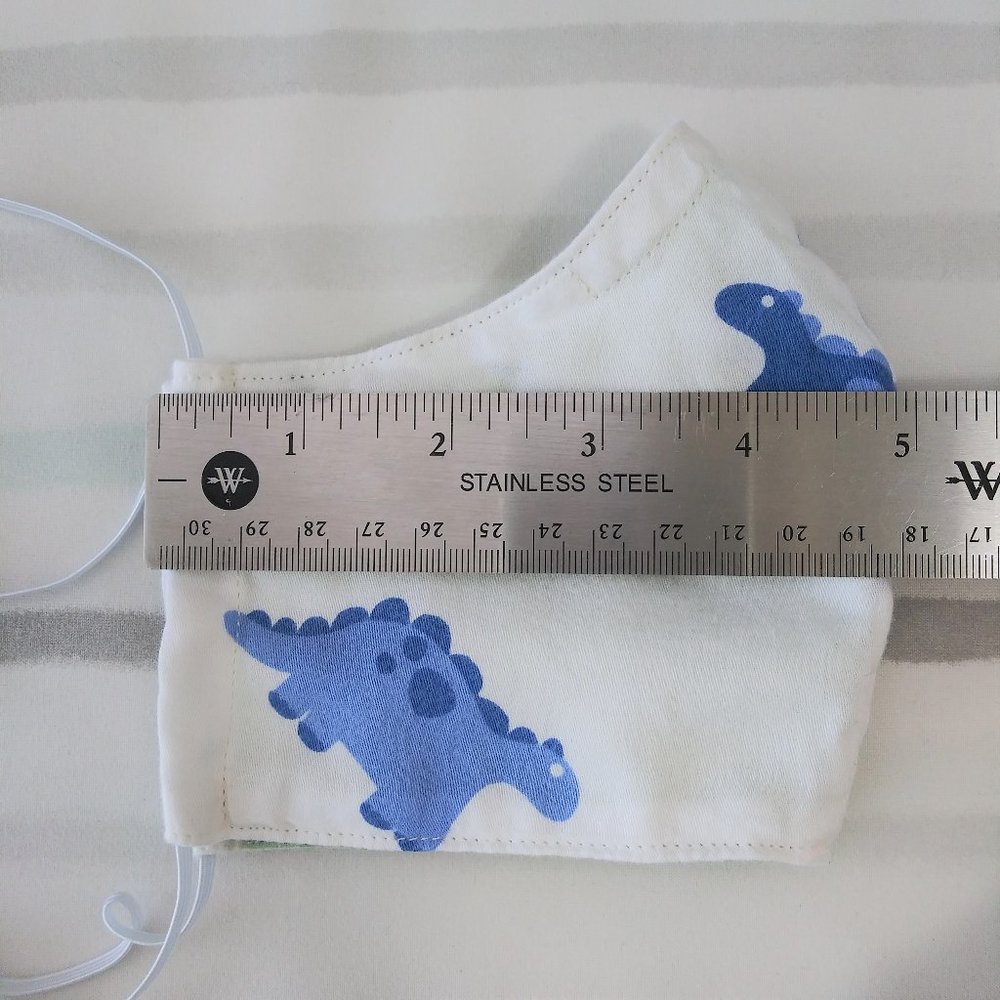 SECONDS Adult S homemade mask w/ pocket - uterus - Picture 8 of 9